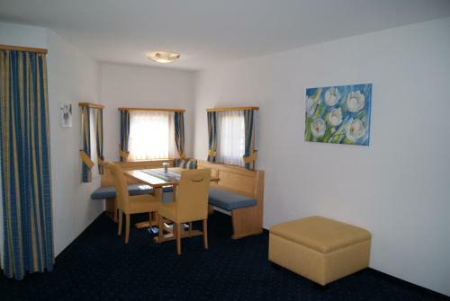 Apartamento Ferienwohnungen Hotel Allegra