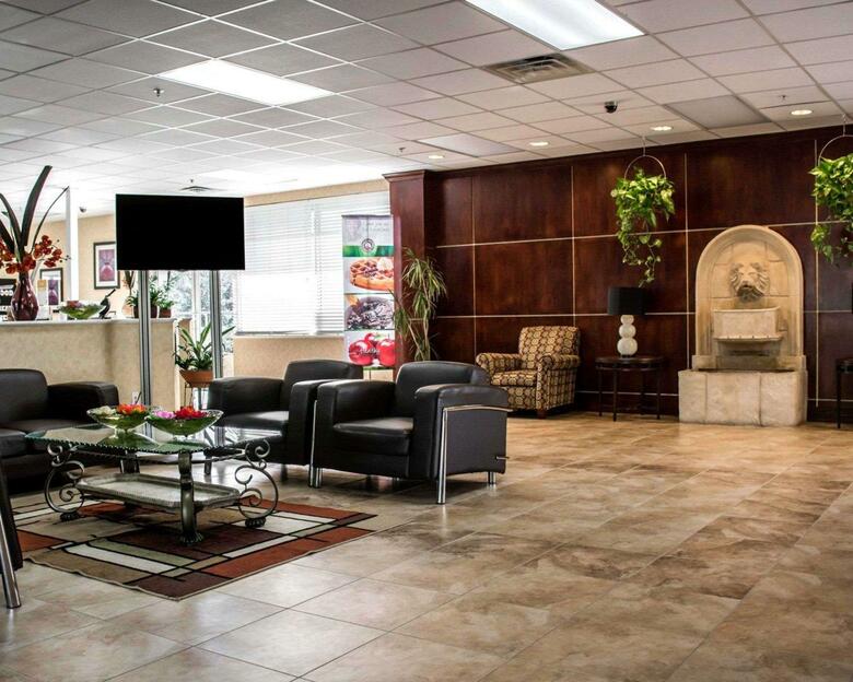 Hotel Quality Inn & Suites
