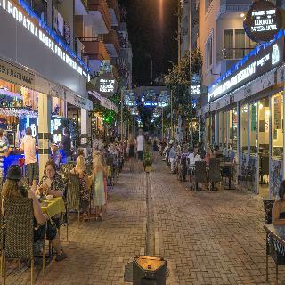 Kleopatra Bebek Hotel