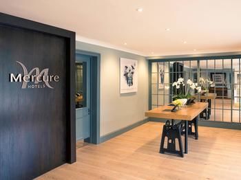 Mercure Box Hill Burford Bridge Hotel