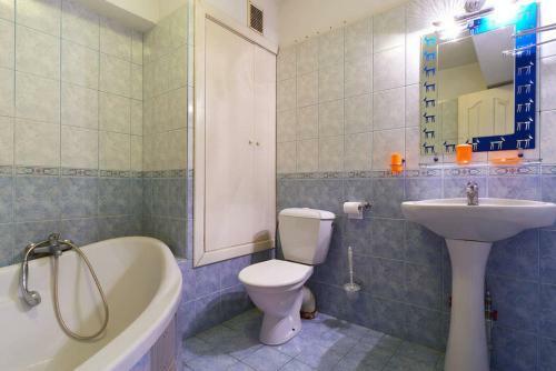Home Hotel Apartments On Khreshchatyk Area