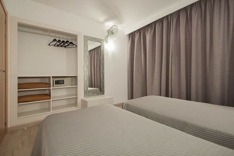 Apartamentos Sol Y Vera