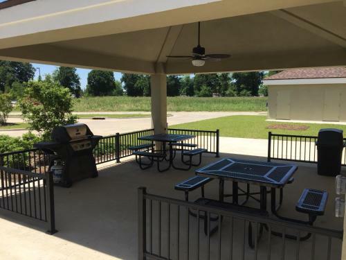 Suburban Extended Stay Hotel Donaldsonville