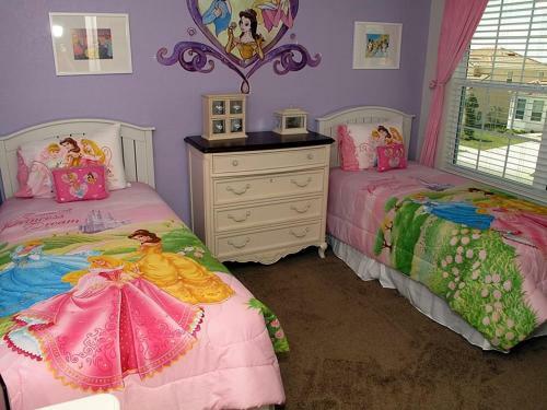 Villa 2542 Archfeld Windsor Hills