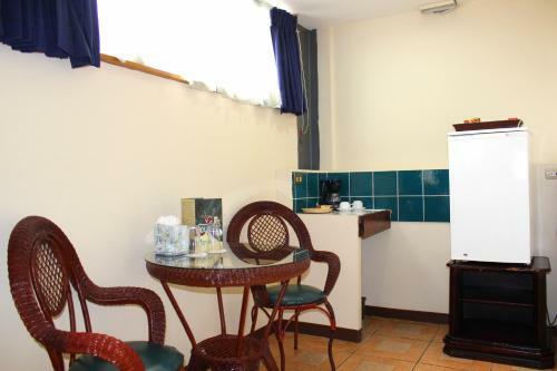 Hotel Sportsmens Lodge