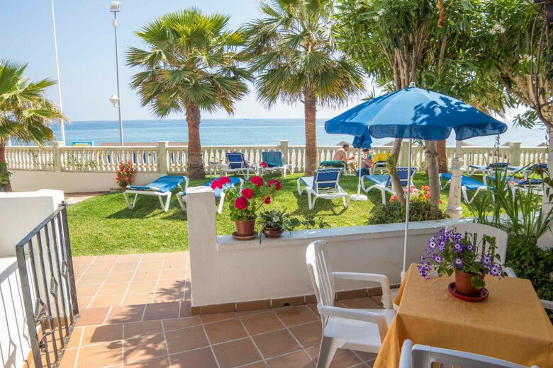 Hotel Apartamentos Perla Marina