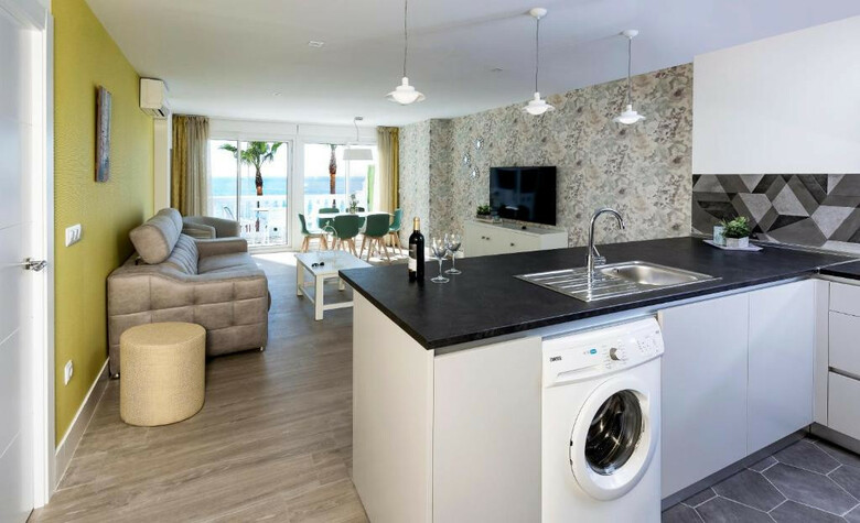 Hotel Apartamentos Perla Marina