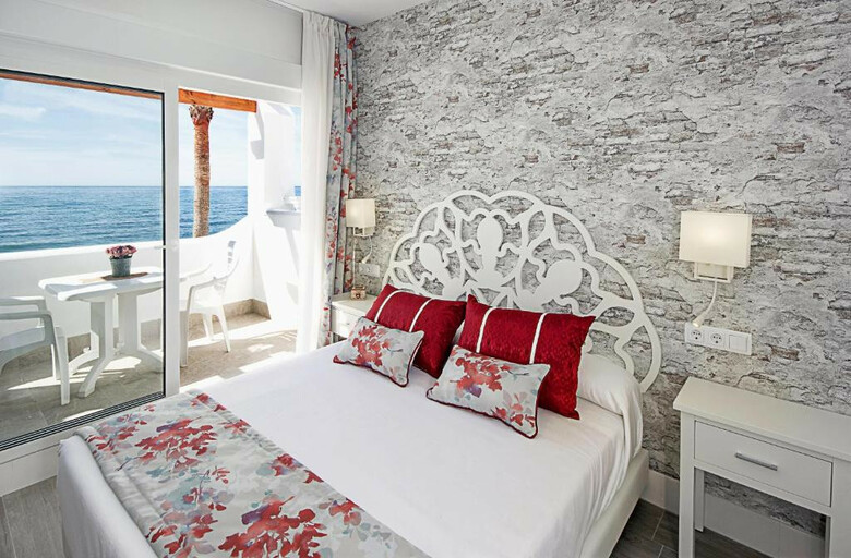 Hotel Apartamentos Perla Marina