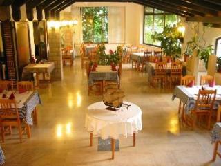 Gargamelo Restaurant & Pension