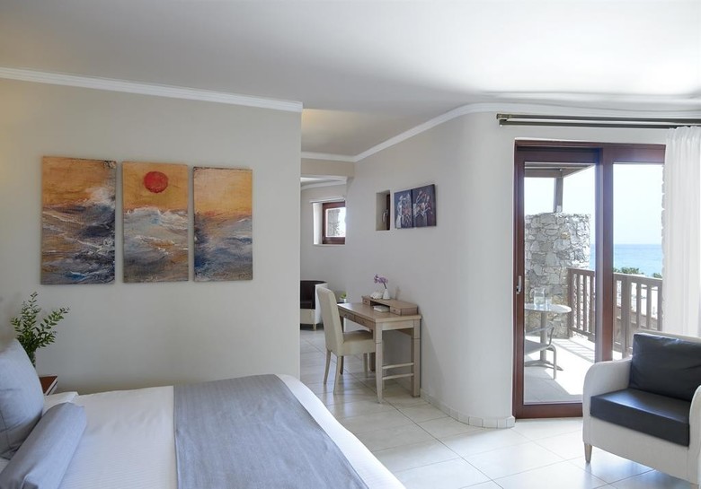 Hotel Ikaros Beach Luxury Resort & Spa