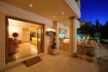 Lefteris Apartments