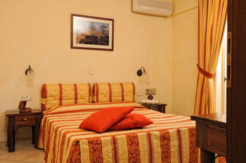 Lefteris Apartments