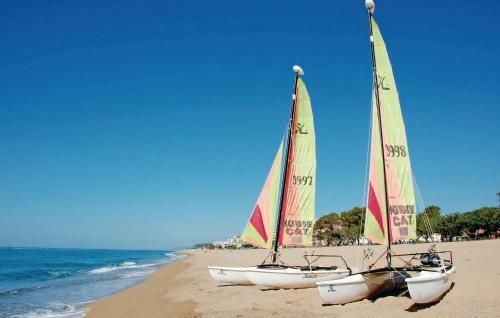 Holiday Apartment Pineda De Mar 4
