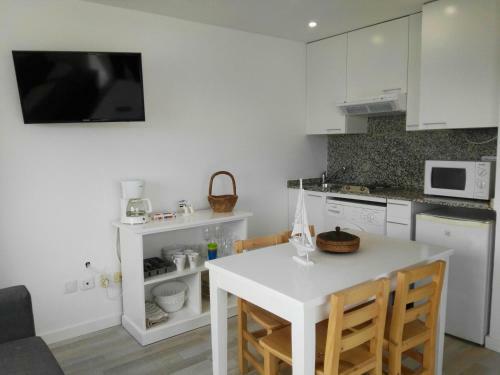 Vista Roses Mar - Apartamento Con Piscina