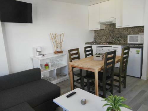Vista Roses Mar - Apartamento Con Piscina