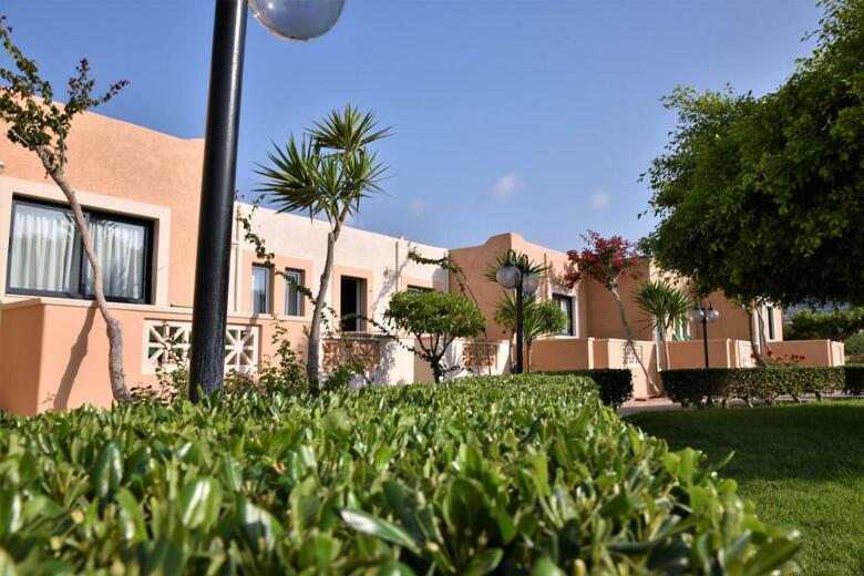Golden Bay Hotel