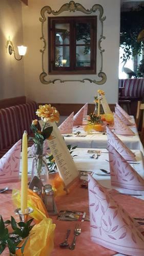 Posada Gasthof Zum Kirchenwirt