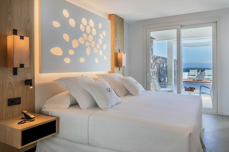 Hotel Royal Hideaway Corales Suites