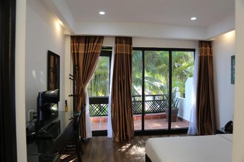 Hotel Sunshine Beach Resort