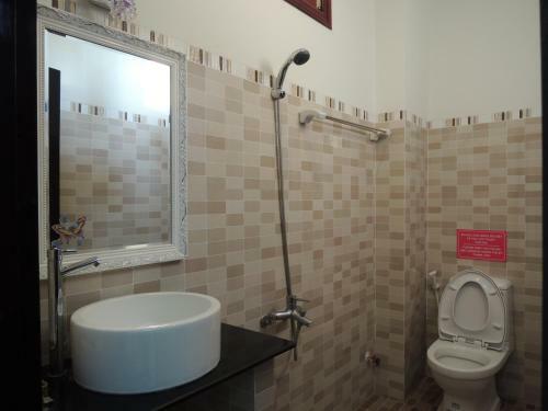 Hostal Phuong Tay Guest House