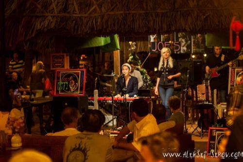 Hotel Joe's Cafe & Garden Resort