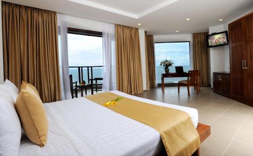 Hotel Unique Mui Ne Resort And Spa
