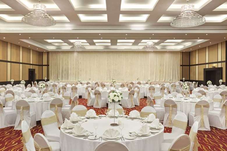 Ramada Hotel And Suites Ajman
