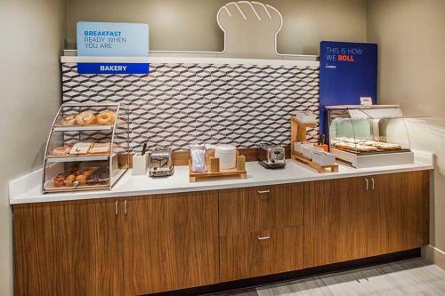 Holiday Inn Express Hotel & Suites Oxford