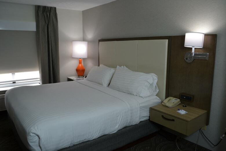 Holiday Inn Express Hotel & Suites Kent State University