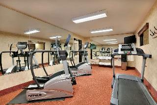 Hotel Wingate By Wyndham Vienna Parkersburg