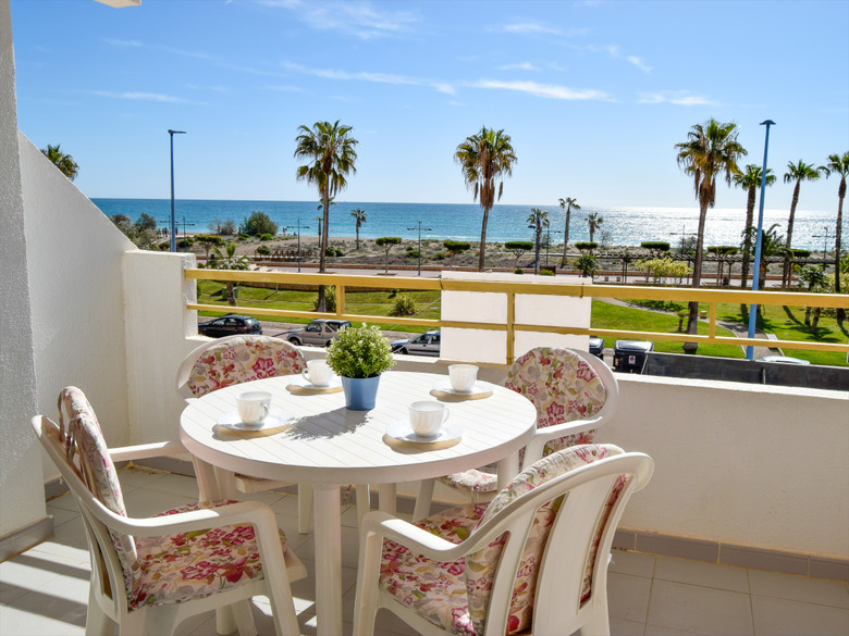 Apartamentos Pe�ismar I Y II 3000