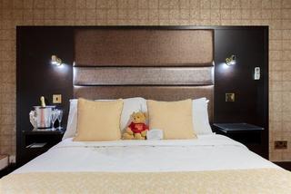 Best Western Rogerthorpe Manor Hotel