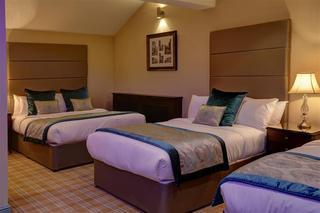 Best Western Rogerthorpe Manor Hotel