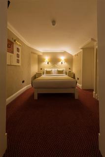 Best Western Rogerthorpe Manor Hotel