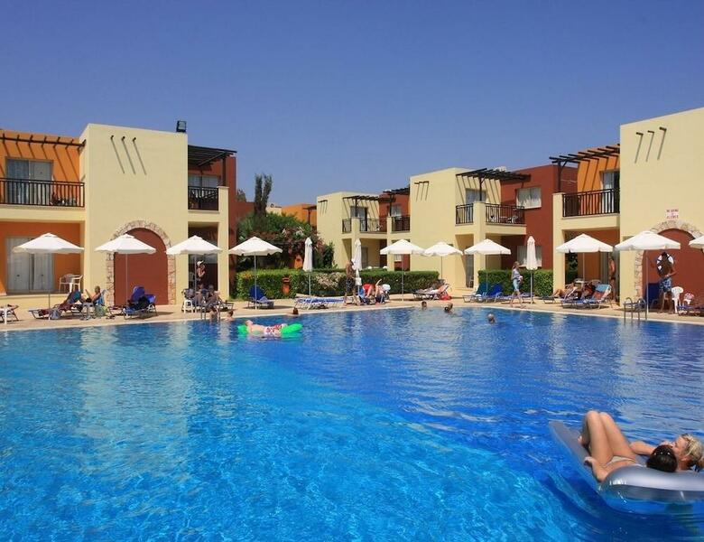 Hotel Panas Holiday Village
