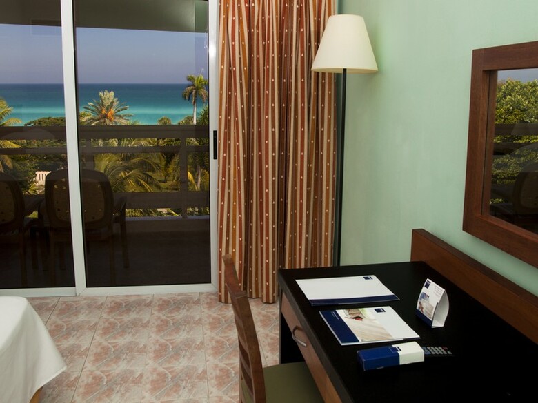 Hotel Occidental Arenas Blancas