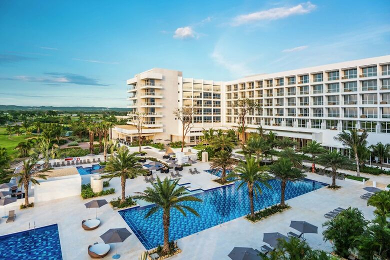 Hotel Dreams Karibana Cartagena Golf & Spa Resor