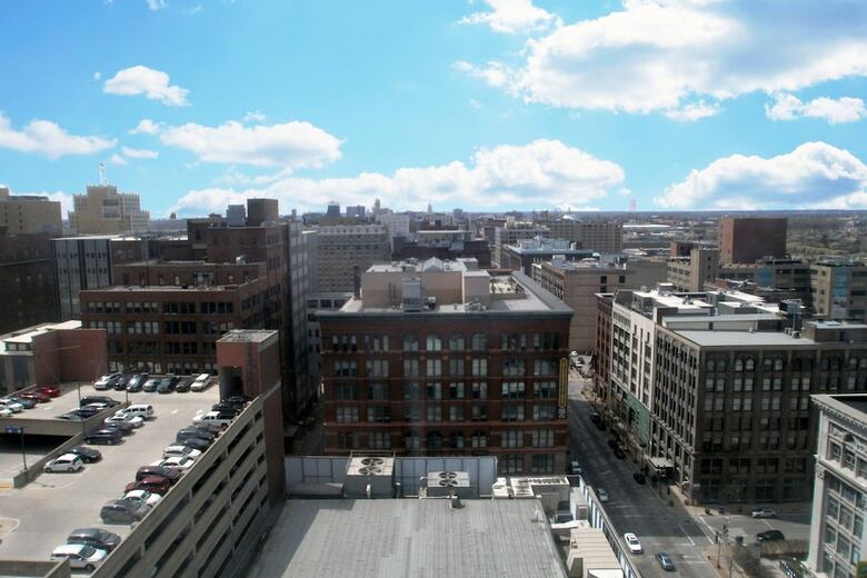 Renaissance St. Louis Grand & Suites Hotel