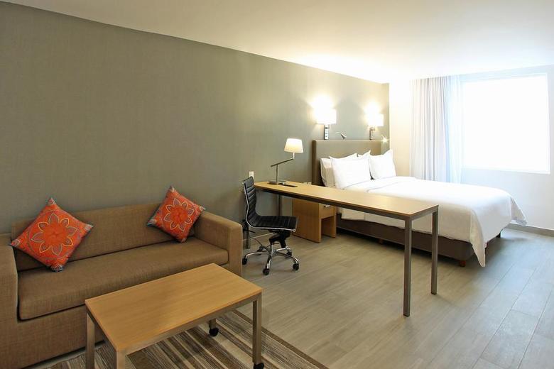 Hotel One Cuautitl�n