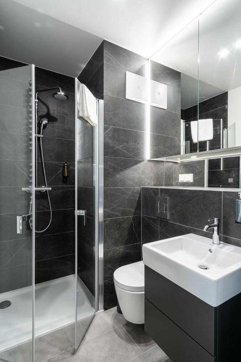 Ramada Limited Chattanooga Hot