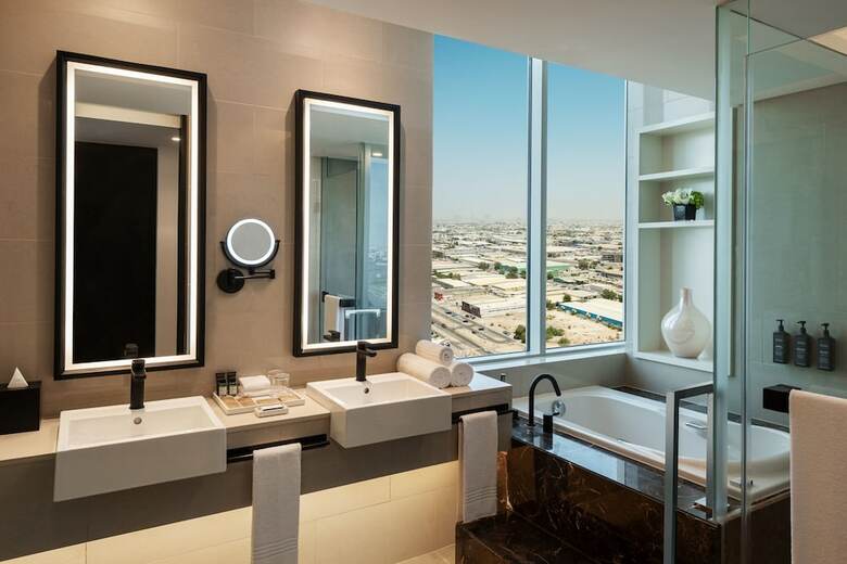Hotel Pullman Mall Of The Emirates