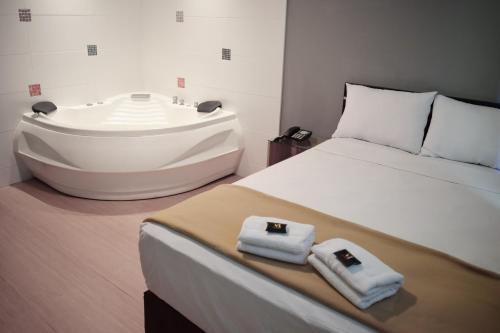 Hotel Mega