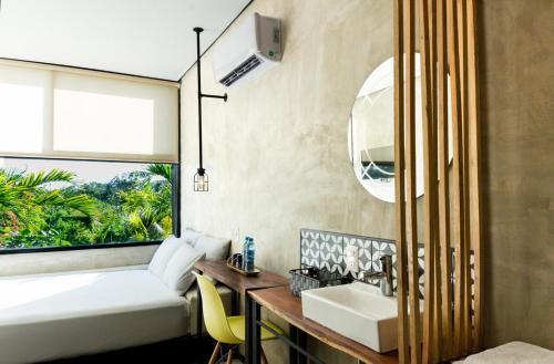 Urban Bacalar Hotel