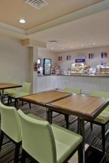 Hotel Holiday Inn Express Whitby Oshawa