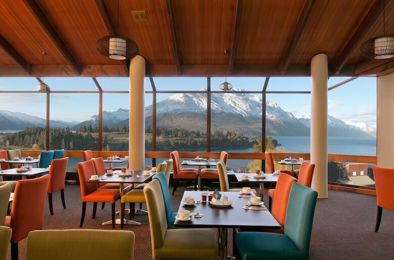 Copthorne Hotel & Apartments Queenstown Lakeview