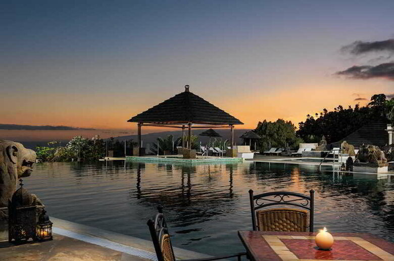 Hotel Regency Country Club