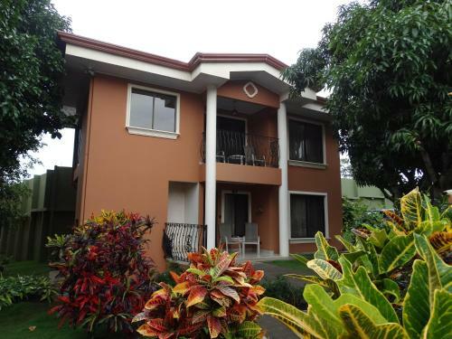 Hotel Suites Merlyn Airport