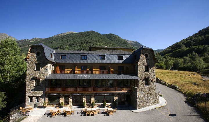 Hotel Aj Niunit