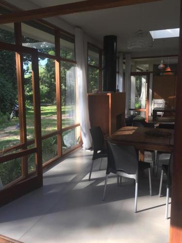 Casa Moderna En El Bosque Peralta Ramos