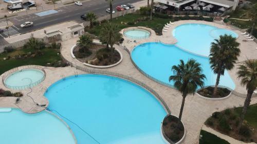 Apartamentos De Lujo Borde Mar Y Spa